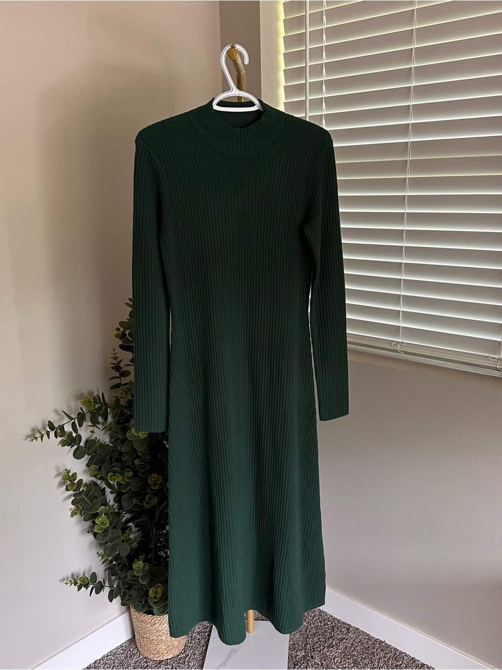 Hyacinth House Ribbed Midi Dress